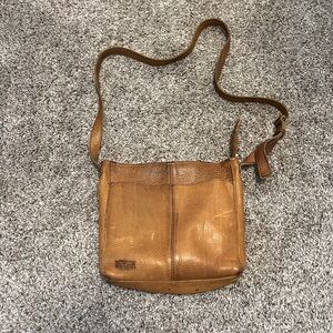 Genuine leather Duluth Trading Co. purse!